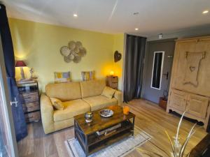 Appartement 2 pièces climatisé avec terrasse et parking à Ste Maxime - FR-1-780-43