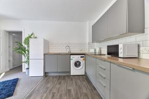 Low Lights - Properties Unique