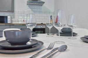 Low Lights - Properties Unique