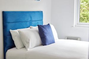 Low Lights - Properties Unique