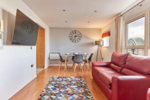 The Tyne - Properties Unique