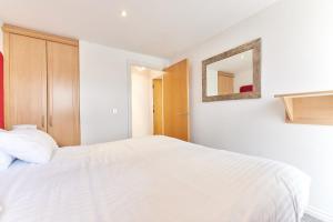 The Tyne - Properties Unique