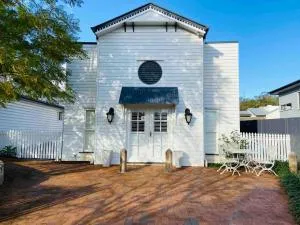 Cotton Tree Cottage - Highfields