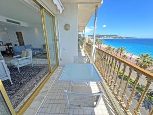 Panoramic Sea View Promenade