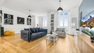 Appartements HOMEY AWESOME - Proche Gare et Tram - Centre-ville - Balcon prive - Wifi gratuit : photos des chambres