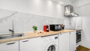 HOMEY FOREST - Hypercentre - Proche Gare et Tram - Wifi & Netflix