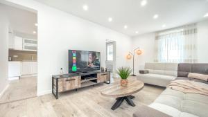 Maisons de vacances HOMEY SAKINE- Proche centre- Netflix- Wifi : photos des chambres
