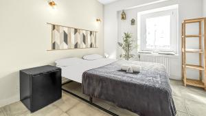 Maisons d'hotes LA COLOC CHOCO - Belle Colocation en hypercentre / 5 chambres privees / Salle de bains privative / Proche Gare et Tram / Wifi et Netflix : photos des chambres