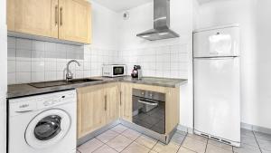 Appartements HOMEY FLORISSANT - Proche Gare / Parking gratuit / Balcon prive / Wifi gratuit : photos des chambres