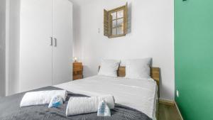 Appartements CALYPSO - Hypercentre - Proche Gare & Tram - Balcon - Wifi : photos des chambres