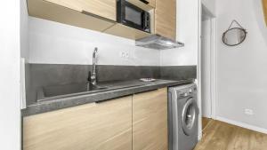 CALYPSO - Hypercentre - Proche Gare & Tram - Balcon - Wifi