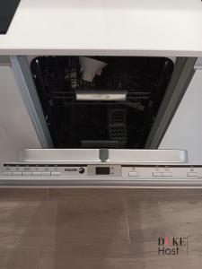 Puerta de Hierro Apartments