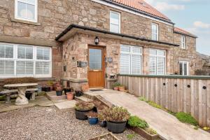 Craighead Farmhouse No 2 - Golf Course View