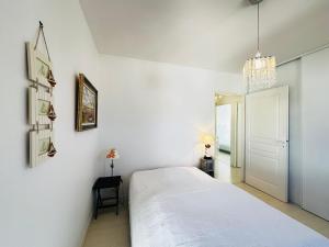 Maisons de vacances Maison lumineuse a Fouras, proche mer, 6 pers, 3 ch, jardin - FR-1-709-89 : photos des chambres