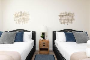 Hollywood Apartment Near Walk of Fame