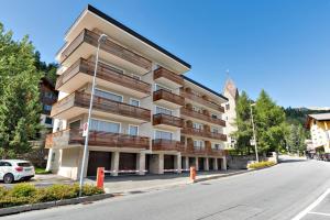 Three-Bedroom Apartment room in Chesa Cuntainta - St. Moritz