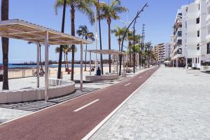 Becky Deluxe Apartament 3bd by HH