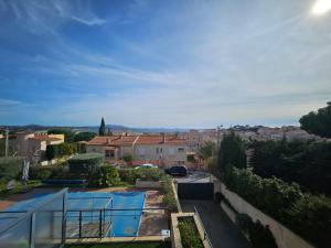 Agréable appartement vue mer à Bandol Piscine