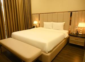 Phòng Giường Đôi Với Phòng Tắm Chung (Double Room with Shared Bathroom)