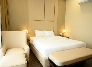 Phòng Có Giường Cỡ King Nhìn Ra Biển (King Room with Sea View)