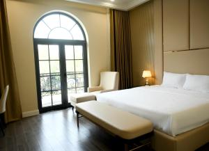 Phòng Có Giường Cỡ King Nhìn Ra Biển (King Room with Sea View)
