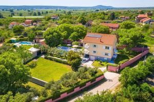 MY DALMATIA - Holiday home Blanka with private infinity pool