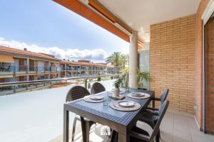 Mediterranean Way - Port Marino Castell de Tona