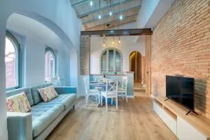 Pati Blau 1 - Cassà de la Selva