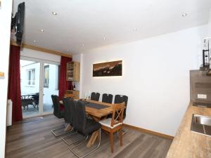 Apartment in Fügen near Spieljochbahn