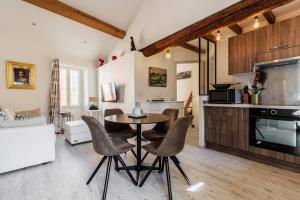 Appartements Cocon dans la vieille ville : photos des chambres