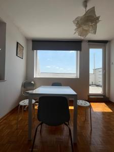 Belgrade Panoramic View Large Terrace Free Parking