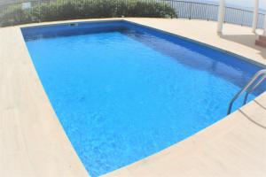 Estudio Fantástica vista al mar Roses AV-14