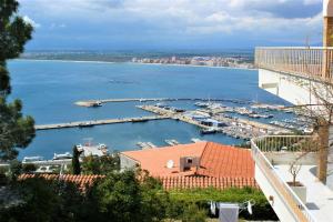 Apartamento Casa Linda con vistas espectaculares AV-40