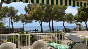 Apartamento con acceso directo a la playa AV-39