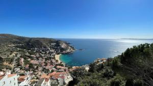 Estudio espectaculares vista mar AV-64