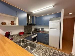 Apartamento con vistas a la psicina comunitaria AV-29