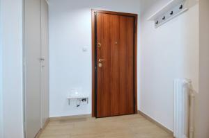 An urban apartment at plateia Koliatsou