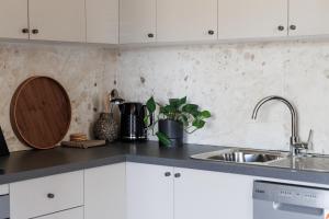 Fremantle Beach Pad - ocean front, cafes, bars