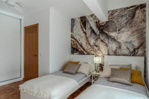 Villa Atlantica - Cliffside Retreat