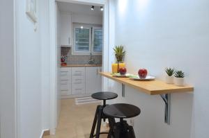 Acropolis, a nice and minimal apartment