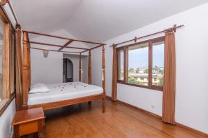 PAVILLION Hill PALACE