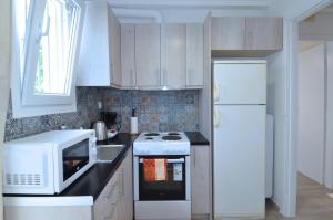 A heart apartment at Skouze Hill, Dirrachiou