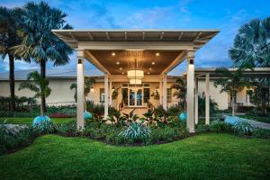 Faro Blanco Resort Marathon Florida Keys, Curio by Hilton