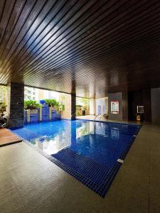 Business Studio in Salcedo Village Makati