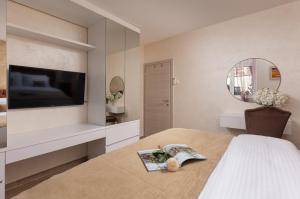 Petrovic Family - Two Bedroom Apartment