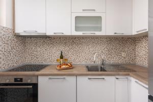 Petrovic Family - Two Bedroom Apartment