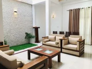 White Square Home-stay - Weliara