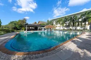 Blue Beach Grand Resort and Spa in Chalong Phuket by Dayuu - Ban Bang Chak