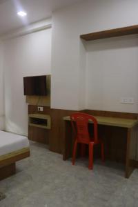 Pravin Plaza