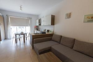 Modern & Central 2 bedroom & 2 bathrooms apartment